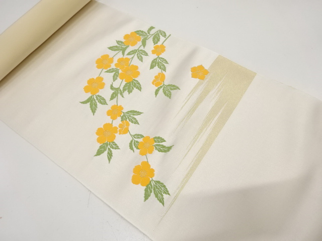 アンティーク　枝垂れ花模様織り出し　名古屋帯地反物